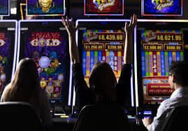 Pilihan metode pembayaran tahta slot termasuk QRIS, DANA, OVO, GoPay, ShopeePay, LinkAja, dan transfer bank virtual